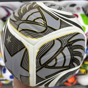 ลูกฟุตบอลฝึกซ้อมทีมขนาดมาตรฐานเบอร์ 5 ความหนาแน่นของอากาศสูง ทนทาน เหมาะสำหรับสโมสรกีฬามืออาชีพ - Product Image 3