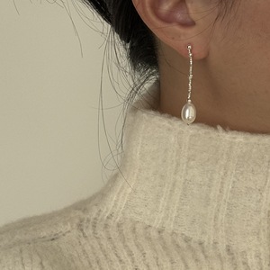 Boucles d'oreilles pendantes longues et délicates en argent pur S925 avec design de perle brisée, style rétro exquis pour femmes - Product Image 1