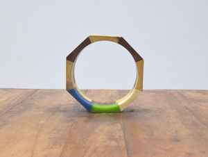 Conjunto de Brazaletes Elegantes de Resina y Madera, Joyería Hecha a Mano con Diseño Único, con Madera Natural y Resina para una Moda Moderna - Product Image 2