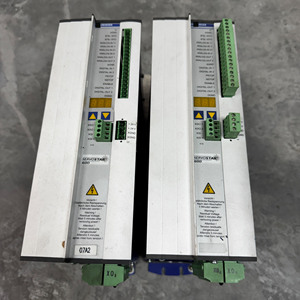 SERVOSTAR 614-AS S61401-SE Unidad de Accionamiento Usada en Buen Estado SERVOSTAR 614-AS S61401-SE SERVOSTAR 614-AS S61401-SE Unidad de Accionamiento SERVOS - Product Image 1