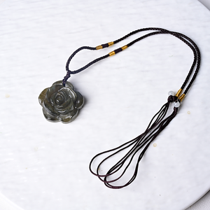 Collier pendentif en labradorite rose sculptée, bijoux bohèmes élégants, idéal pour la Saint-Valentin, pour hommes et femmes - Product Image 4