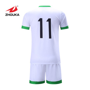 ZHOUKA nuovi prodotti kit <span class=keywords><strong>calcio</strong></span> t shirt su ordine ufficiale di sport maglia <span class=keywords><strong>calcio</strong></span> personalizzata uniformi di <span class=keywords><strong>calcio</strong></span> giovanile - Product Image 3
