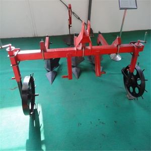 Cultivateur monté sur tracteur pour le labourage inter-rangs, le désherbage et la culture des pommes de terre et des betteraves sucrières - Product Image 5