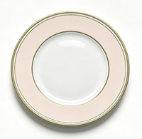Assiettes de présentation rondes en plastique couleur champagne avec bordure perlée dorée pour dîner, mariage, fêtes prénuptiales, banquets et événements festifs
