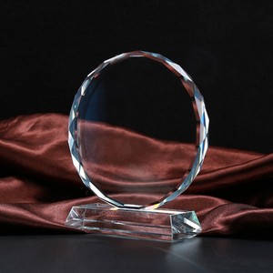 Piala Kristal K9 Kosong Grosir dari Produsen, Piala Penghargaan Kaca Kristal Kustom dengan Alas Transparan - Product Image 1