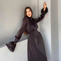 Robe Abaya de Soirée Élégante pour Femme Musulmane, Couleur Unie, Manches Longues, Brillante, Modeste, en Polyester, pour Fêtes et Danses