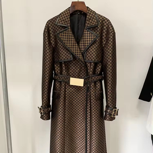 Nuovi Arrivi Autunno-Inverno: Cappotto Lungo <span class=keywords><strong>di</strong></span> Alta Qualità con Motivo Jacquard a Labirinto, Stile Europeo e Americano alla <span class=keywords><strong>Moda</strong></span> - Product Image 1