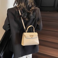 Sac à main en PU gaufré crocodile pour femme avec boucle à anneau métallique, poignée supérieure, sac bandoulière, petit sac à l'épaule pour usage quotidien et professionnel