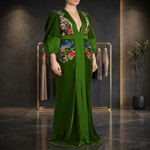 Robe longue maxi d'été en coton tissé naturel pour femme, col en V, dos nu, style bohème, vente en gros - Product Image 2