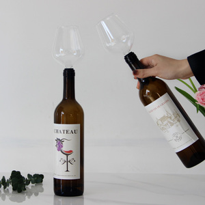 <span class=keywords><strong>Design</strong></span> créatif <span class=keywords><strong>verre</strong></span> à <span class=keywords><strong>boire</strong></span> sur bouteille de vin partenaire de boisson verres à bec carafe à vin en <span class=keywords><strong>verre</strong></span> unique - Product Image 3