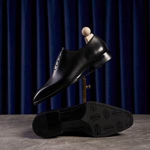 รองเท้าหนังทรงอ็อกซ์ฟอร์ดหัวแหลมสำหรับผู้ชายไซส์ใหญ่ สไตล์ลำลองสำหรับฤดูใบไม้ผลิ  งานแฮนด์เมดสไตล์อังกฤษ  ระบายอากาศได้ดี กันลื่น - Product Image 4