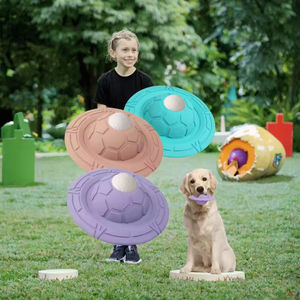 Jouet à mâcher interactif en caoutchouc pour chiens, écologique, mignon, en forme de soucoupe volante UFO, qui couine et aide au nettoyage des dents - Product Image 2