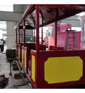 قطار كهربائي مهني صناعة صينية للركوب مزود بمسار