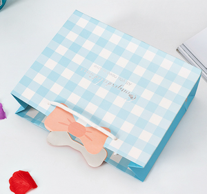 DAMAI Feliz Día de San Valentín, Regalo de San Valentín, Bolsa de Papel Azul con Lazo Rosa y Diseño a Cuadros - Product Image 2