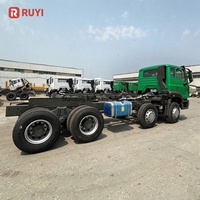 Vente en gros d'usine HOWO NX 8x4 conduite à droite 420 CV Nouveau Weichai Camion tracteur routier d'occasion à vendre