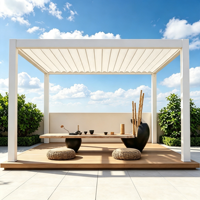 Pergola d'hôtel motorisée en aluminium à toit à lames orientables, étanche, résistante au vent, avec capteur de pluie, télécommande intelligente et bandes lumineuses LED