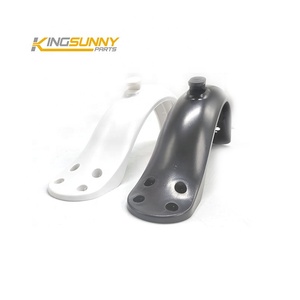Garde-boue arrière noir et blanc à 4 trous pour trottinettes électriques <span class=keywords><strong>M365</strong></span> Pro – Accessoire de remplacement - Product Image 4