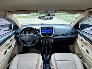 Toyota <span class=keywords><strong>YARiS</strong></span> L 2019 1.5E CVT <span class=keywords><strong>neuve</strong></span> et d'occasion, fabriquée en Chine, abordable, économique en carburant, 6-7L, voiture de ville - Product Image 6