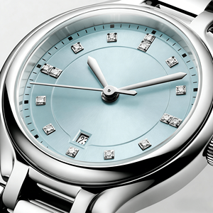 Reloj de Mujer de Acero Inoxidable con Esfera Azul Claro y Marcadores de Hora de Cristal Longinesing - Product Image 2