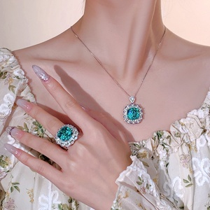 Ensemble de bijoux floraux en cuivre écologique pour femmes, vente en gros, avec pendentif nid d'oiseau floral et bagues en zircone cubique mixte Paraiba 14*14mm - Product Image 6