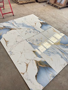 Azulejos <span class=keywords><strong>de</strong></span> Porcelana Vitrificados con Acabado Dorado <span class=keywords><strong>de</strong></span> Lujo para Decoración <span class=keywords><strong>de</strong></span> Interiores <span class=keywords><strong>de</strong></span> Casas y Villas <span class=keywords><strong>de</strong></span> Estilo Moderno o Habitaciones <span class=keywords><strong>de</strong></span> Hotel - Product Image 4