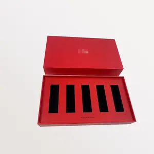 पीवीसी क्लियर विंडो के साथ उच्च गुणवत्ता वाले कस्टम स्क्वायर पैकेजिंग पेपर गिफ्ट बॉक्स