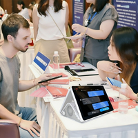 Dispositivo di Traduzione Intelligente LL-055FY con Supporto Online e Offline, Traduzione Bidirezionale con AI e Chiamate Vocali e Video in Tempo Reale