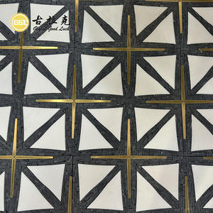 Mélange <span class=keywords><strong>de</strong></span> copeaux <span class=keywords><strong>de</strong></span> marbre noir et blanc dégringolé en laiton jet d'eau carreaux <span class=keywords><strong>de</strong></span> mosaïque 10mm pour <span class=keywords><strong>salle</strong></span> <span class=keywords><strong>de</strong></span> <span class=keywords><strong>bain</strong></span> moderne et cuisine sol/mur - Product Image 6