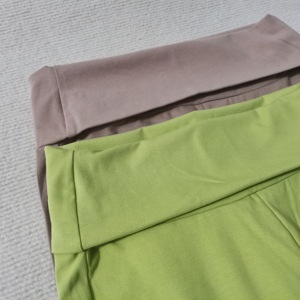 İki Parçalı Kadın Giyim Seti Nefes Alabilen Örme Spandeks/Pamuk Günlük Ev Giyim Seti Yuvarlak Yaka Kısa Kollu Üst Dar Kesim Pantolon - Product Image 3