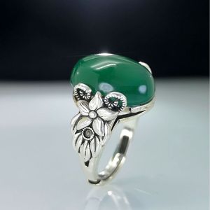 Anello Aperto Vintage con Fiore, Anello da Donna alla Moda, Accessorio Regolabile per Dito, Stile Retrò - Product Image 2