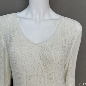 Vestido de Novia de Lujo para Boda en la Playa Maxi Vestido Blanco de Punto Crochet para Mujer Elegante Traje de Manga Larga y Cuello en V para Vacaciones en Resort - Product Image 3