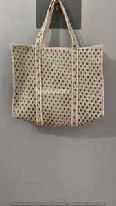 Bolso tote de algodón verde con estampado floral a mano, estilo bohemio, con parte superior abierta, bolso de compras grande, para todas las estaciones, con forro de algodón. - Product Image 2