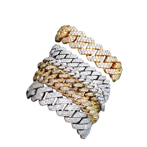 กำไลข้อมือ RB Gems ทอง 18K เพชร VVS รับรองโดย GIA ประดับเพชรเต็มเส้น สไตล์ฮิปฮอปแบบไมอามีคิวบันลิงค์ ของขวัญสุดพิเศษ - Product Image 1