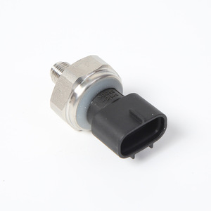 Oil Pressure Sensor 83520-60060 <b>Thread</b> Mount Piezoresistive For Toyota Land Cruiser Hiace - Product Image 3