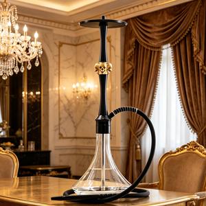 Cachimba de Vidrio Negro con Base de Calavera en Tono Dorado, Pipa de Agua Moderna para Bares y Salones - Product Image 5