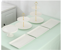 Ensemble de décoration de fête de mariage de luxe en gros, support à gâteau rond à 3 étages, plateau à dessert blanc, ensemble de décoration de fête