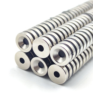 Potentes imanes de neodimio, fuerza magnética fuerte, imán de neodimio redondo con orificio avellanado - Product Image 1