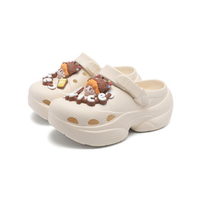 รองเท้าแตะผู้หญิงแบบสวม สปริง/ซัมเมอร์ สำหรับใส่กลางแจ้ง เพิ่มความสูง ปิดนิ้วเท้า ทำจาก EVA กันลื่น พื้นหนา สีเบจ ขาว ชมพู กากี - Product Image 5