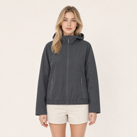 Veste coupe-vent à capuche pour femme 100% polyester style coréen, vêtement d'extérieur zippé pour femme, poches raglan zippées, manteau décontracté et sportif