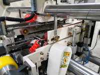 Machine à coudre semi-automatique pour boîtes en carton à double tête Machine d'emballage de boîtes en carton ondulé à double tête