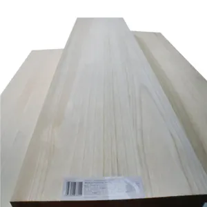 Direktverkäufe von hochwertigen Massivholzbretter und Paulovenholz zu einem Preis von M3 Hartholz