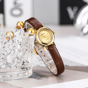 2024 Vintage piccolo <span class=keywords><strong>orologio</strong></span> <span class=keywords><strong>d</strong></span>'<span class=keywords><strong>oro</strong></span> per le donne delicato <span class=keywords><strong>cinturino</strong></span> in <span class=keywords><strong>pelle</strong></span> <span class=keywords><strong>con</strong></span> Retro piccolo quadrante analogico Charm vendita calda per gli studenti - Product Image 5