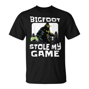 Bigfoot Stole My Game Gamer Tee T-shirt de tir à la première personne - Product Image 2