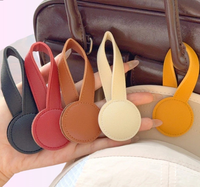 Accessoires de sac promotionnels personnalisés, clip magnétique en cuir pour chapeau, étiquette pour sac à main, clip pour livres