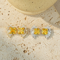 Luxuriöse Blumen-Ohrstecker aus 925 Sterling Silber mit Quadratischem Gelben Zirkonia, Anpassbarer Schmuck für Damen