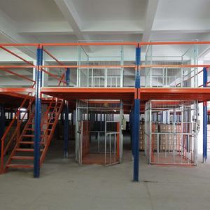 מדף אחסון כבד מפלדה עם גימור ציפוי אבקה לשימוש במחסן (התקנה בחיבור לחשמל) - Product Image 1