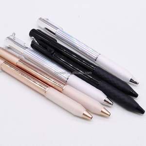 Bolígrafo Deformable de Nuevo Diseño con Cuerpo Romboidal Decorado y Empuñadura de Goma, Bolígrafo de Acción por Presión Lateral - Product Image 4