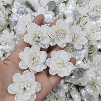 Patch en résine plastique 3D à coudre en chenille avec strass pour accessoires vestimentaires DIY, chapeaux, robes de mariée et voiles