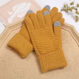 Sarung tangan rajut wol hangat wanita, sarung tangan musim dingin berlapis bulu tebal gaya Korea tahan dingin layar sentuh
