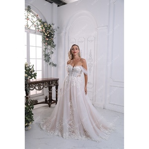 Leaf Appliqué Corset Sweetheart Gown